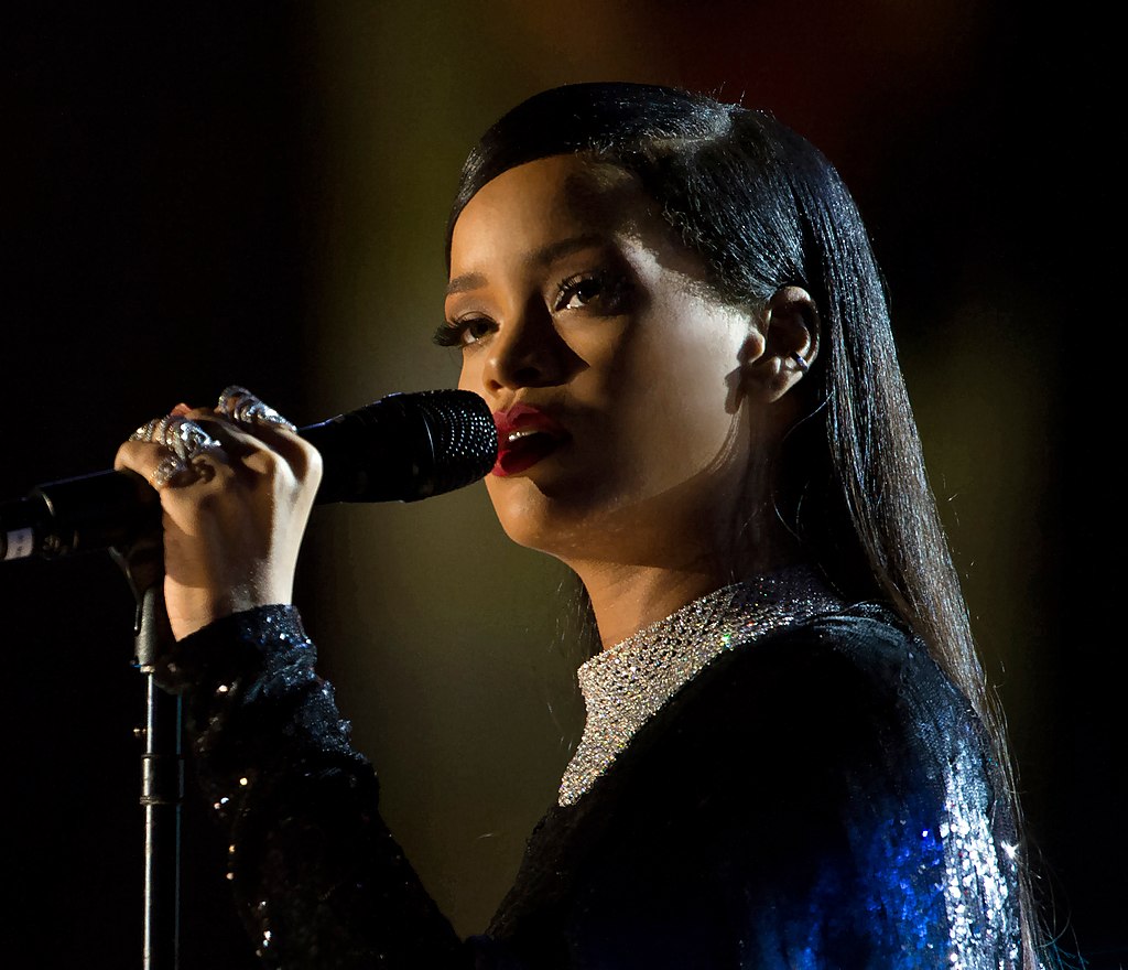 Rihanna Admits She Studied Beyoncé's Super Bowl Halftime Performances