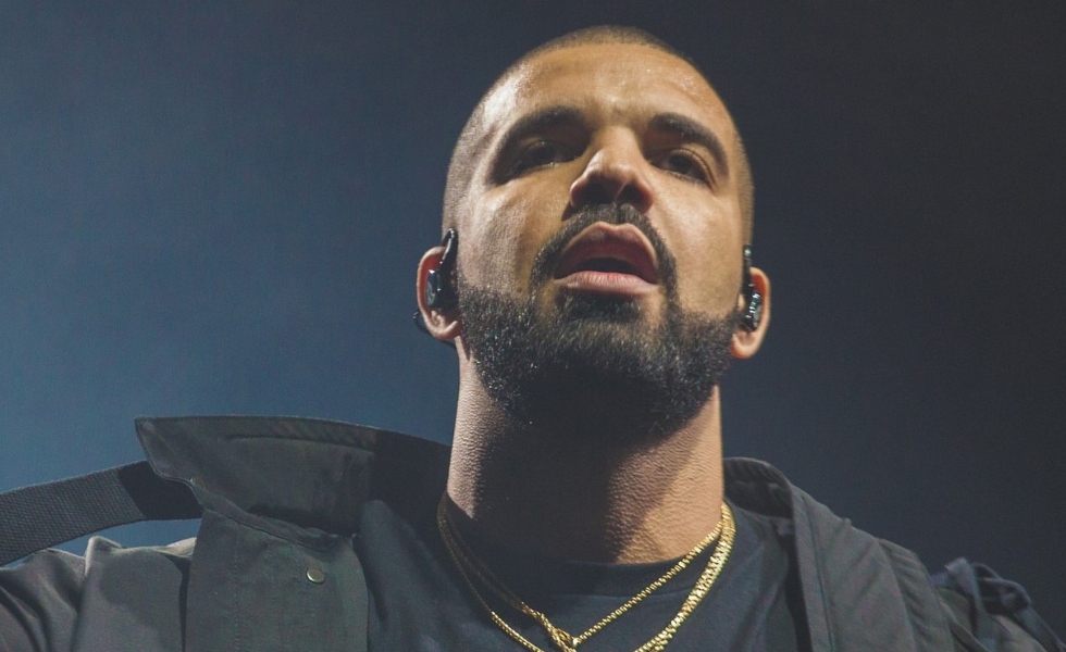 Drake Reveals The Release Date For His Upcoming Album "For All The Dogs